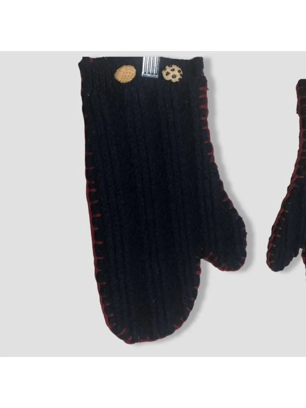vintage wool mittens cookie buttons hand-stitched trim cottage ski resort alpine